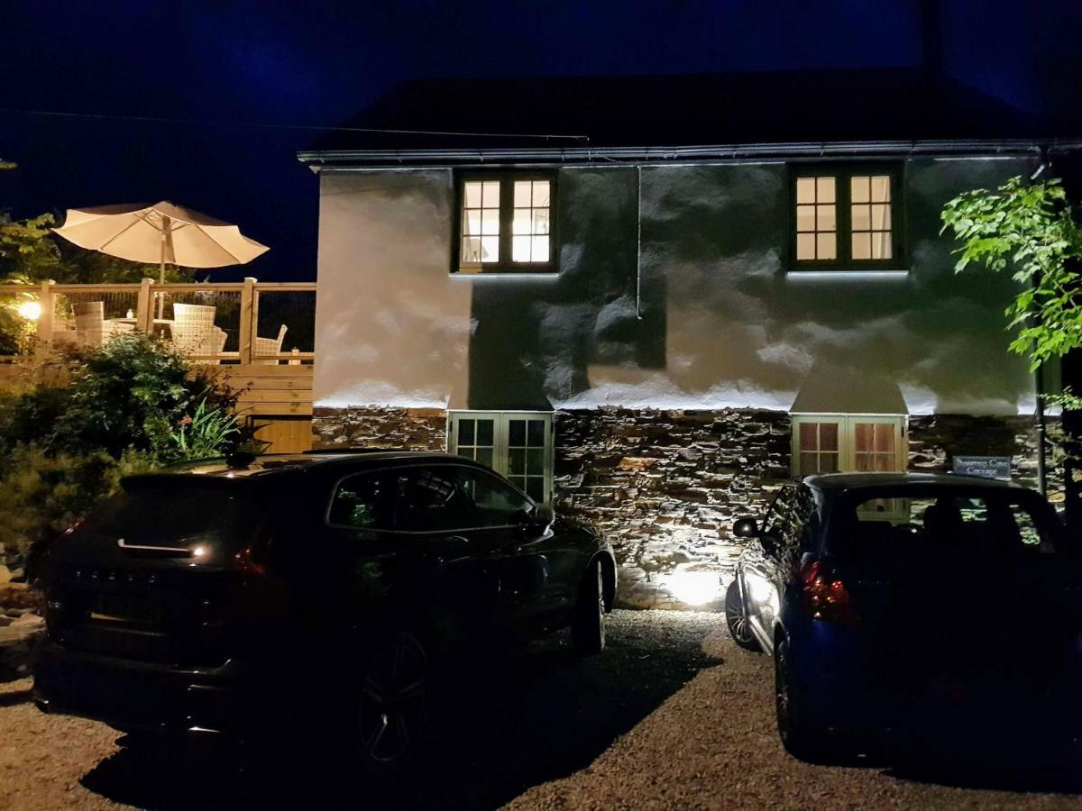 Bossiney Cove Cottage Tintagel Exterior photo